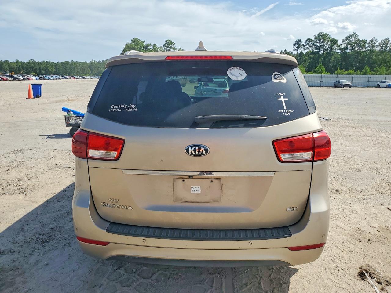 2015 KIA SEDONA