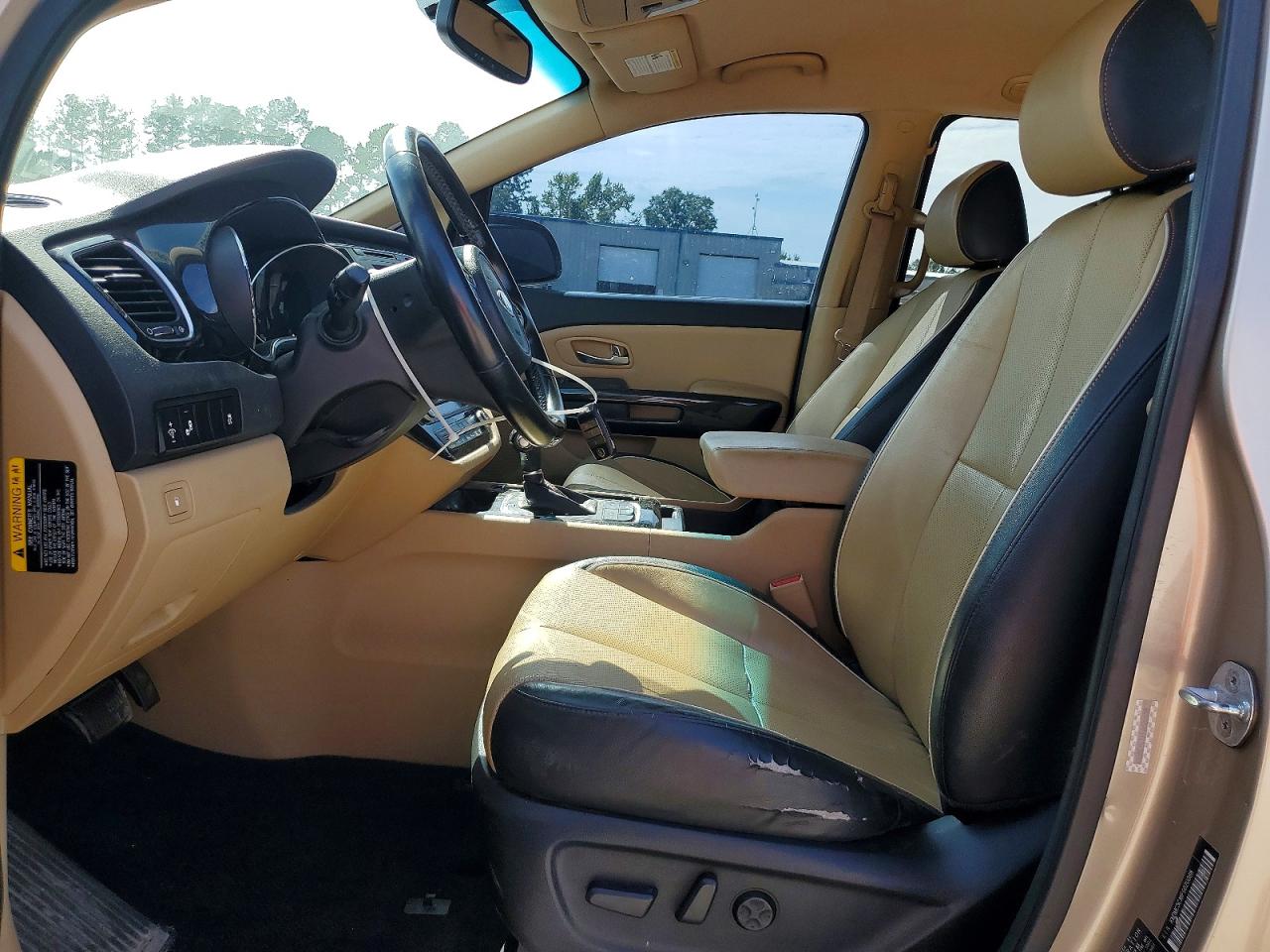 2015 KIA SEDONA