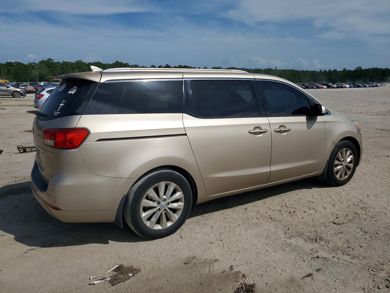 2015 KIA SEDONA