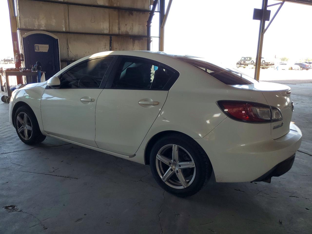 2011 MAZDA 3