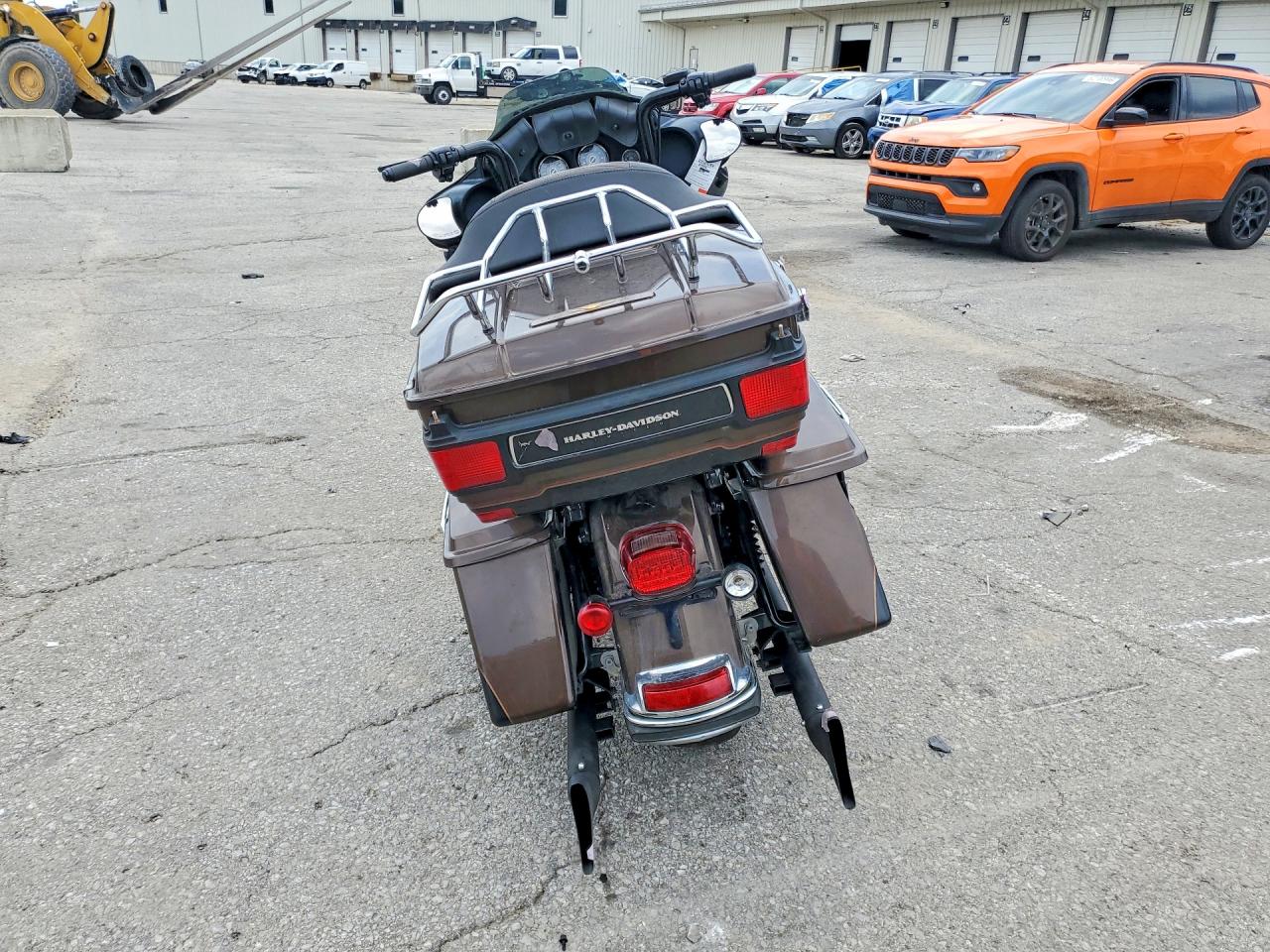 2013 HARLEY-DAVIDSON FL
