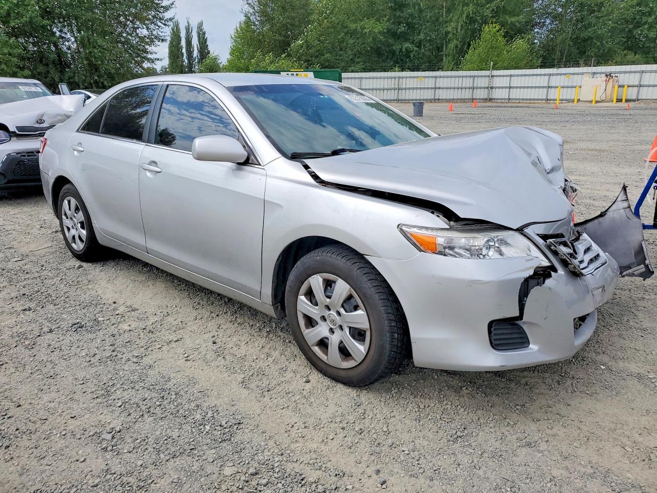 2011 TOYOTA CAMRY