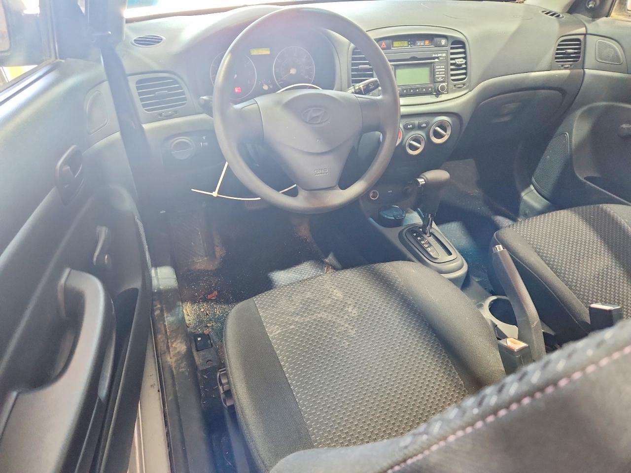 2009 HYUNDAI ACCENT