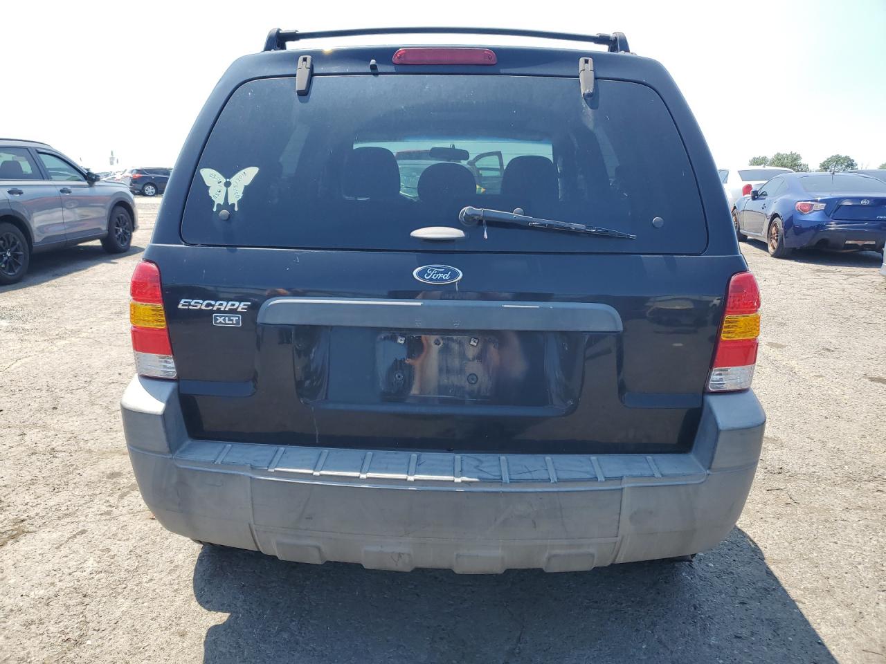 2005 FORD ESCAPE