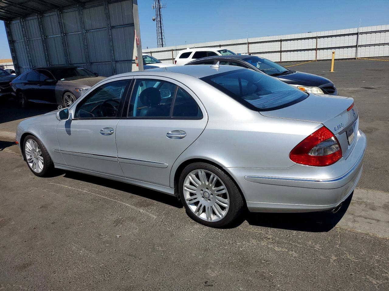 2008 MERCEDES-BENZ E-CLASS