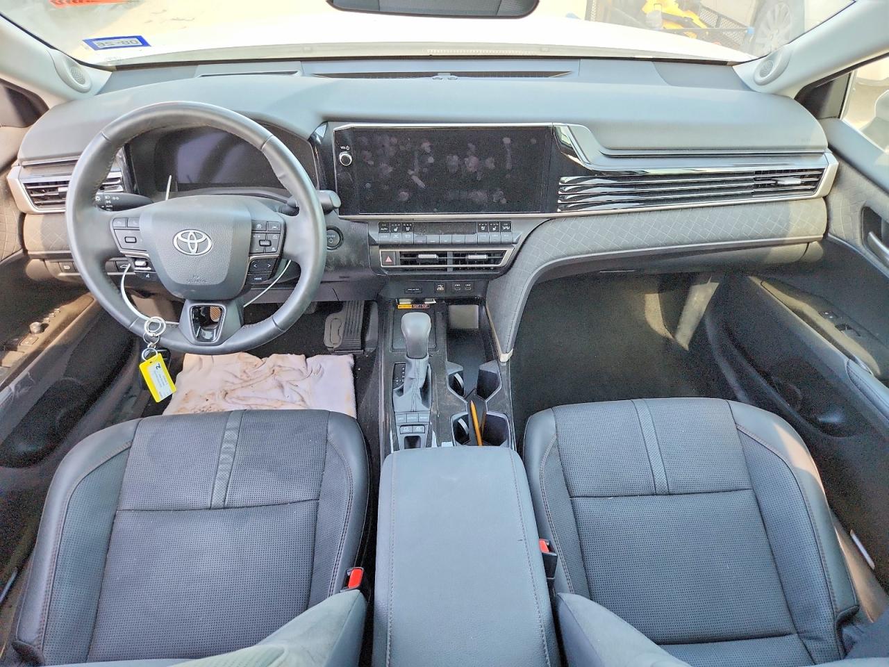 2025 TOYOTA CAMRY