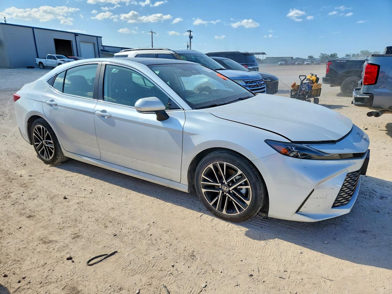 2025 TOYOTA CAMRY
