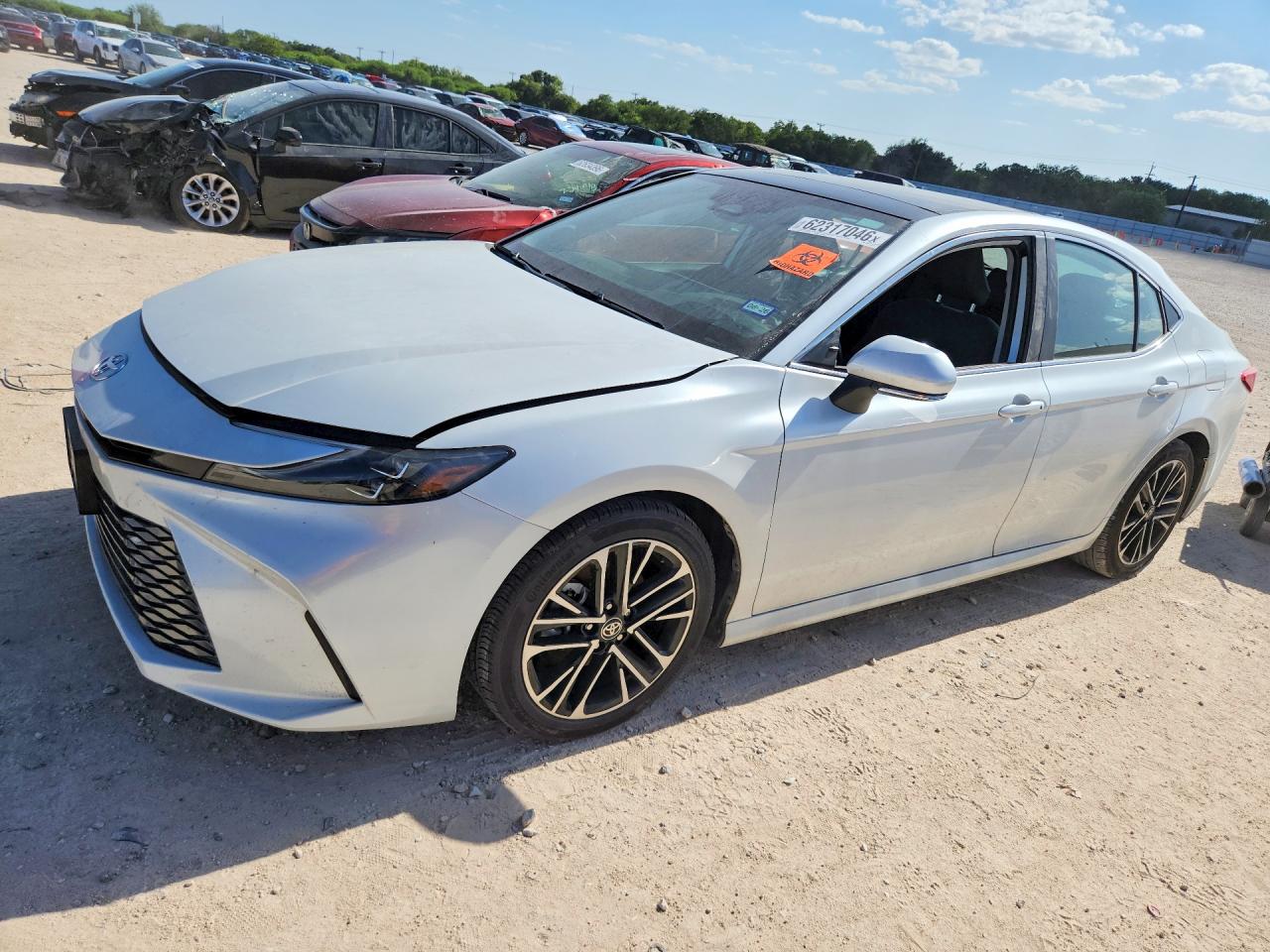 2025 TOYOTA CAMRY