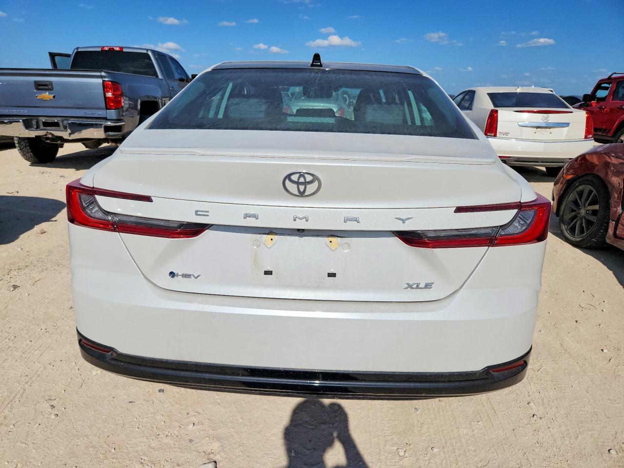 2025 TOYOTA CAMRY