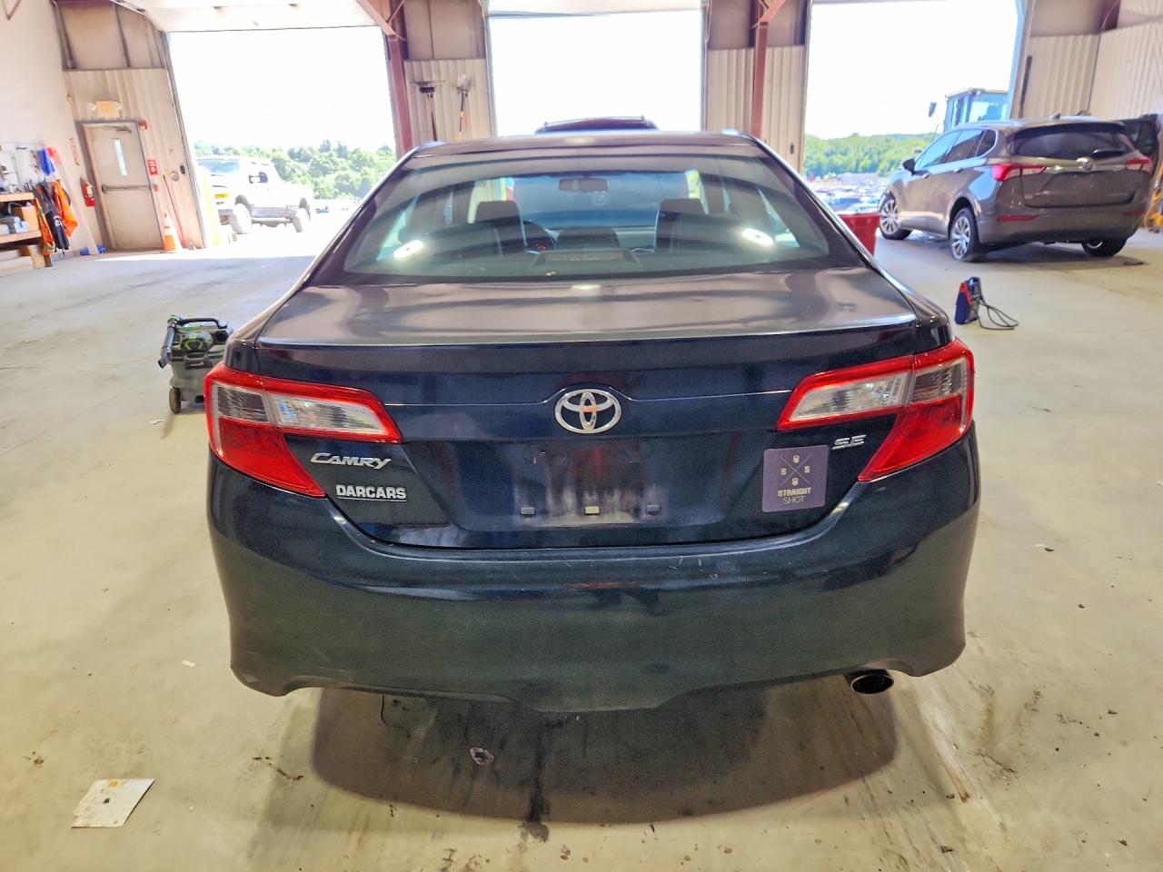 2012 TOYOTA CAMRY