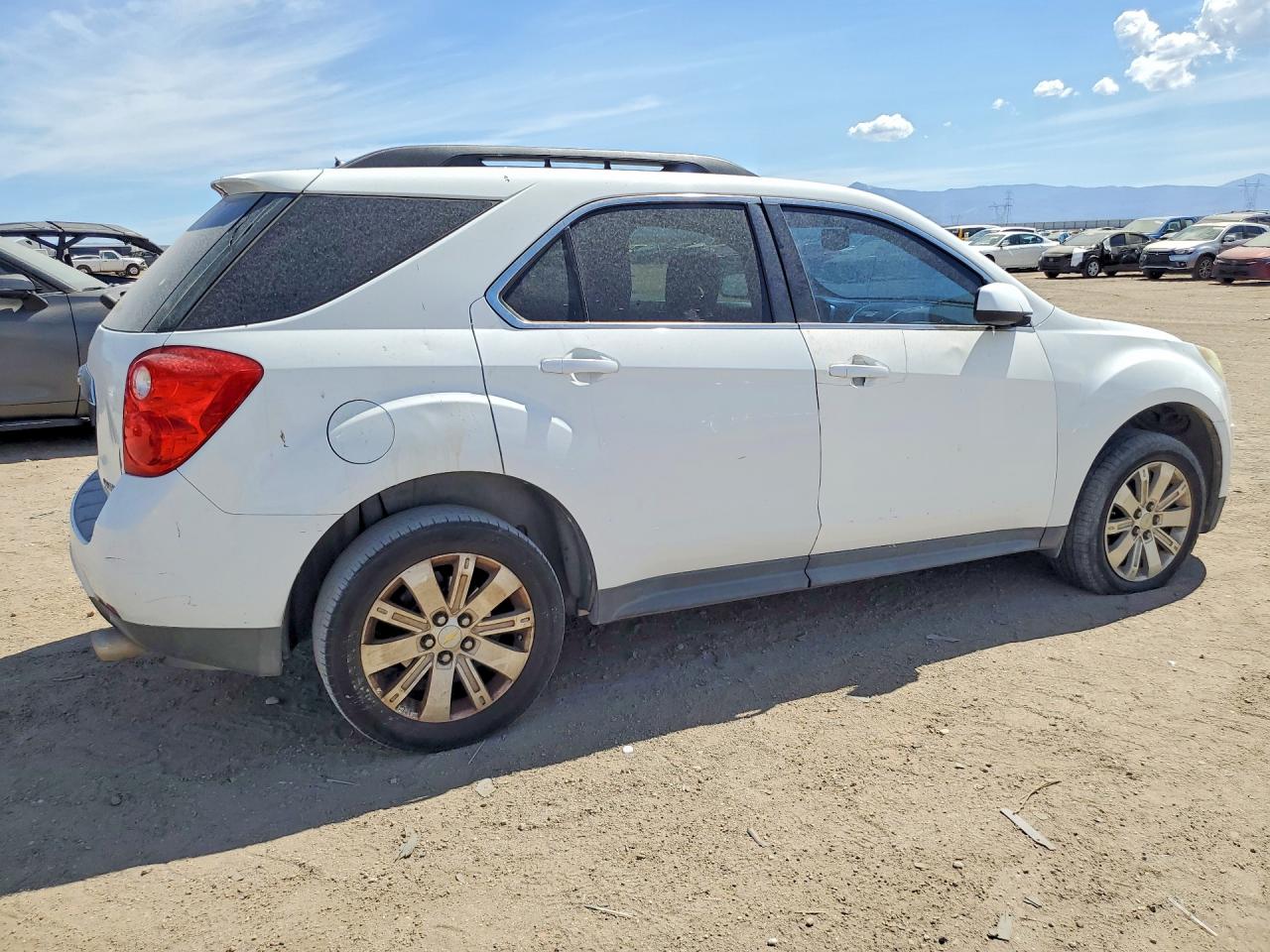 2011 CHEVROLET EQUINOX