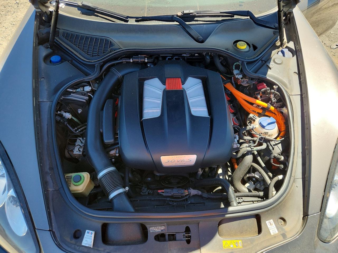2015 PORSCHE PANAMERA