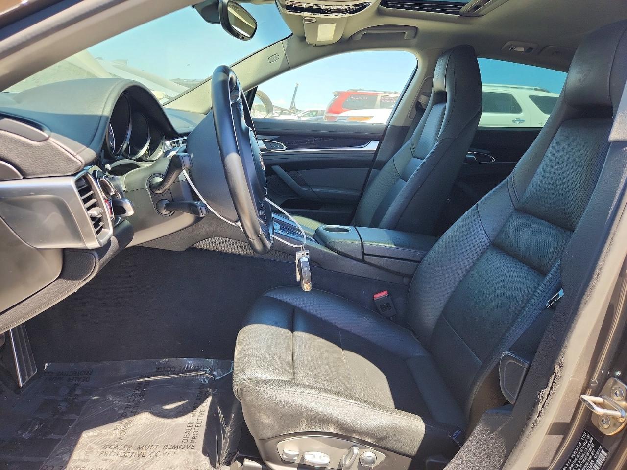 2015 PORSCHE PANAMERA