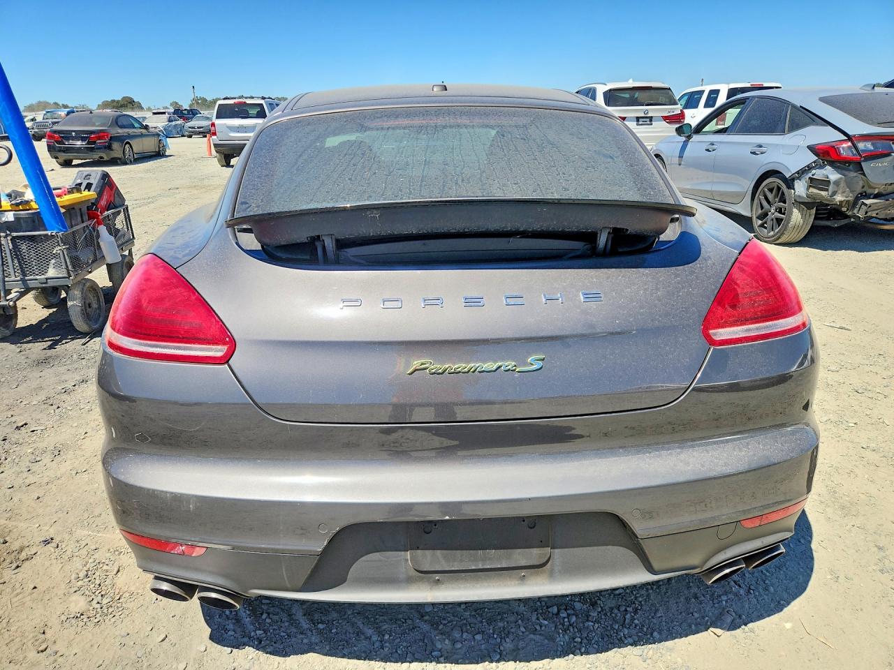 2015 PORSCHE PANAMERA