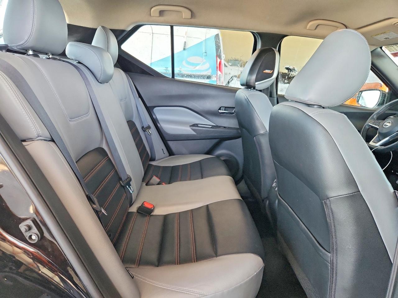 2023 NISSAN KICKS