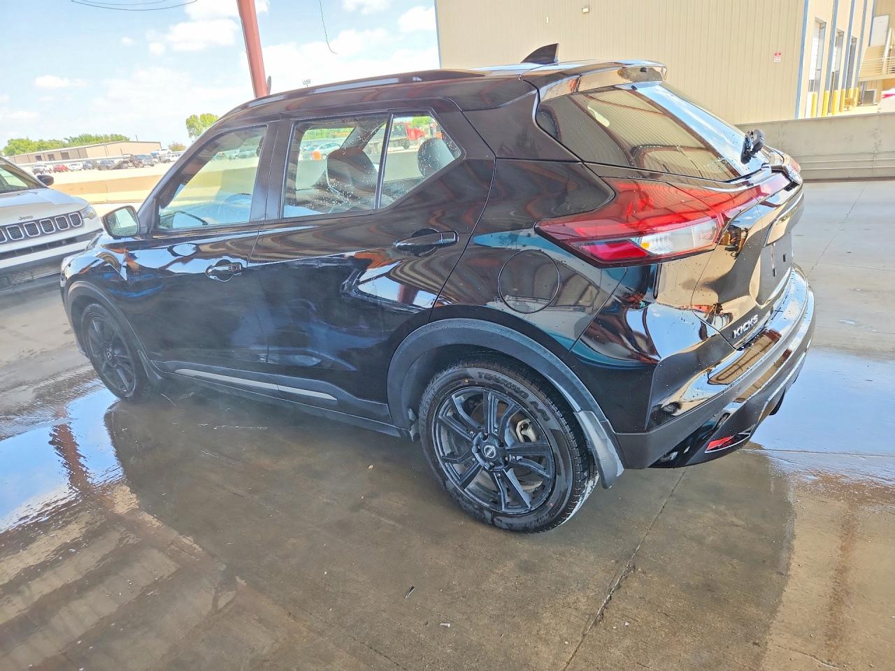 2023 NISSAN KICKS