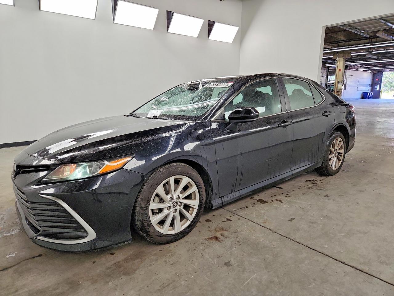 2022 TOYOTA CAMRY