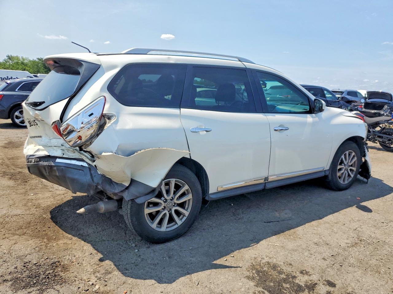 2014 NISSAN PATHFINDER