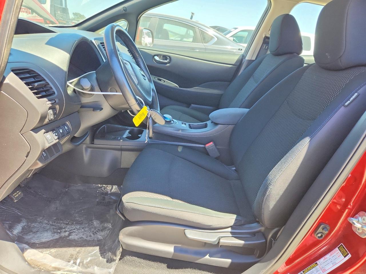 2013 NISSAN LEAF