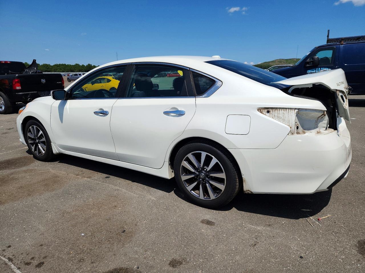 2017 NISSAN ALTIMA