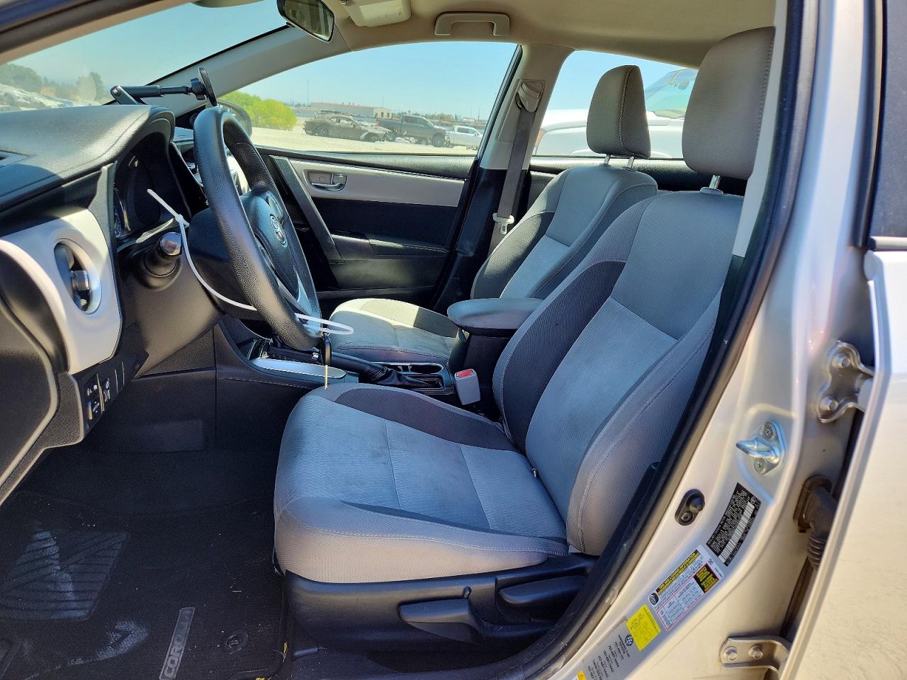 2017 TOYOTA COROLLA