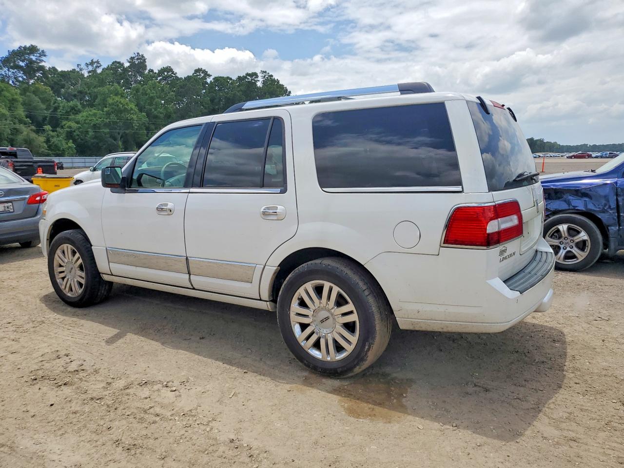 2014 LINCOLN NAVIGATOR