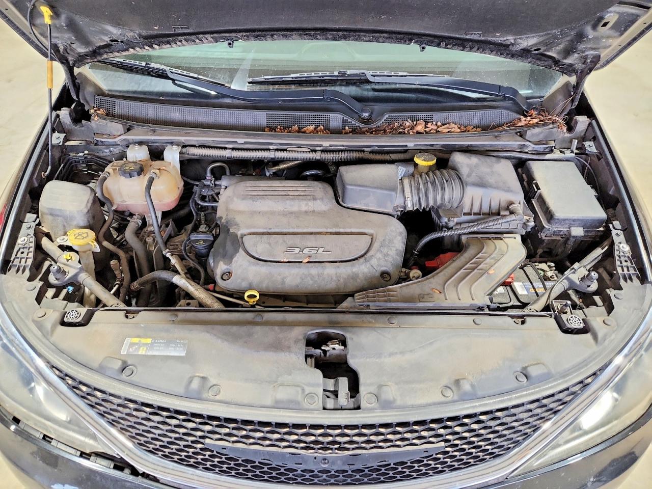 2017 CHRYSLER PACIFICA