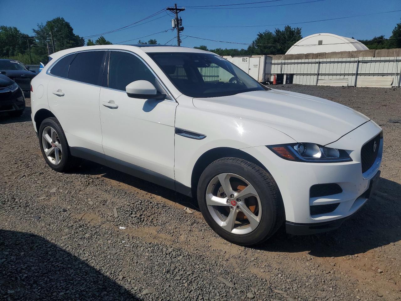2019 JAGUAR F-PACE