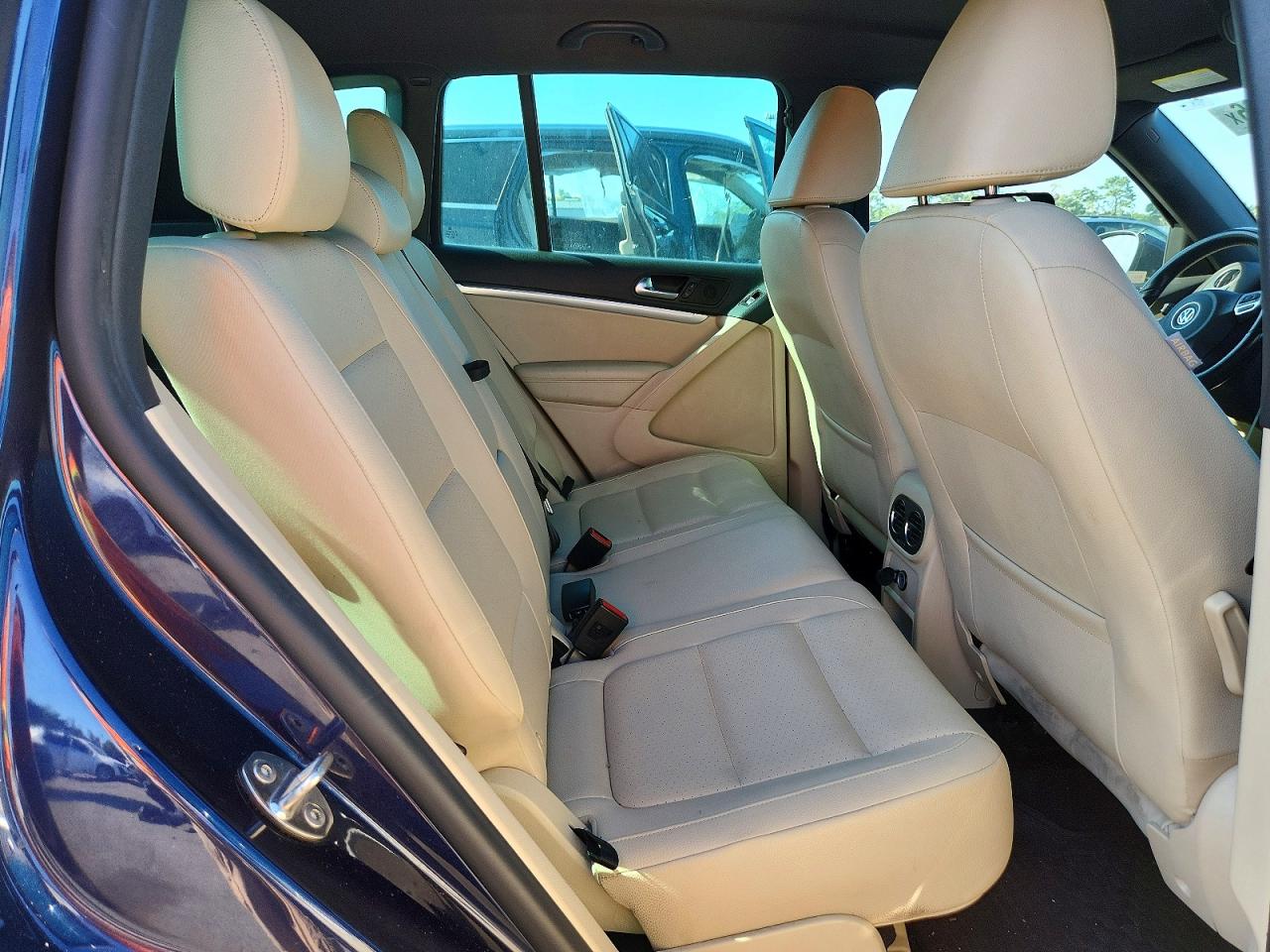 2016 VOLKSWAGEN TIGUAN