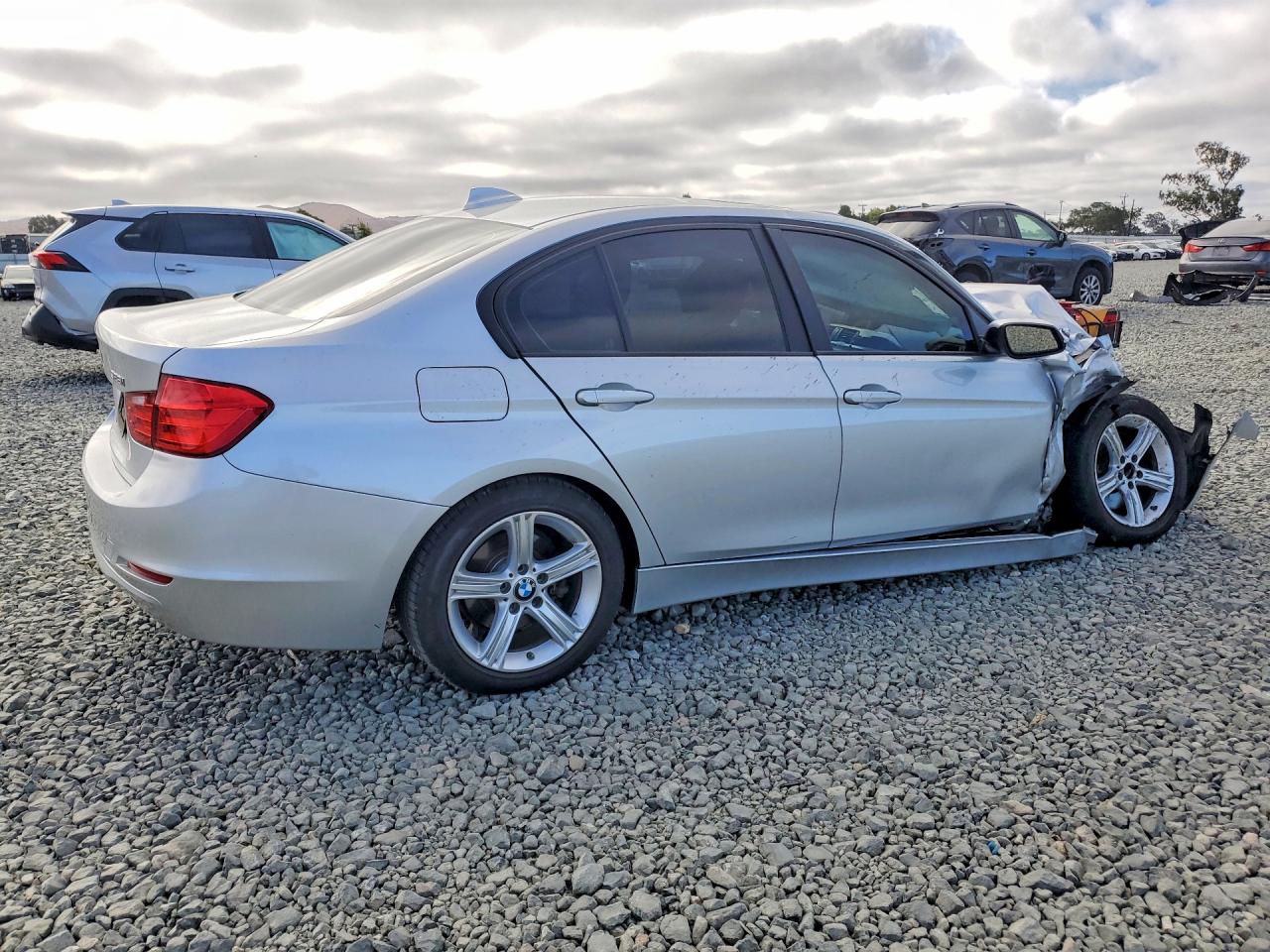 2014 BMW 3 SERIES