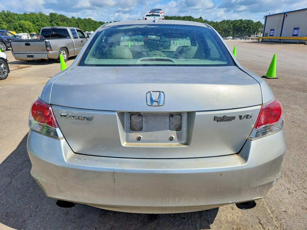 2010 HONDA ACCORD