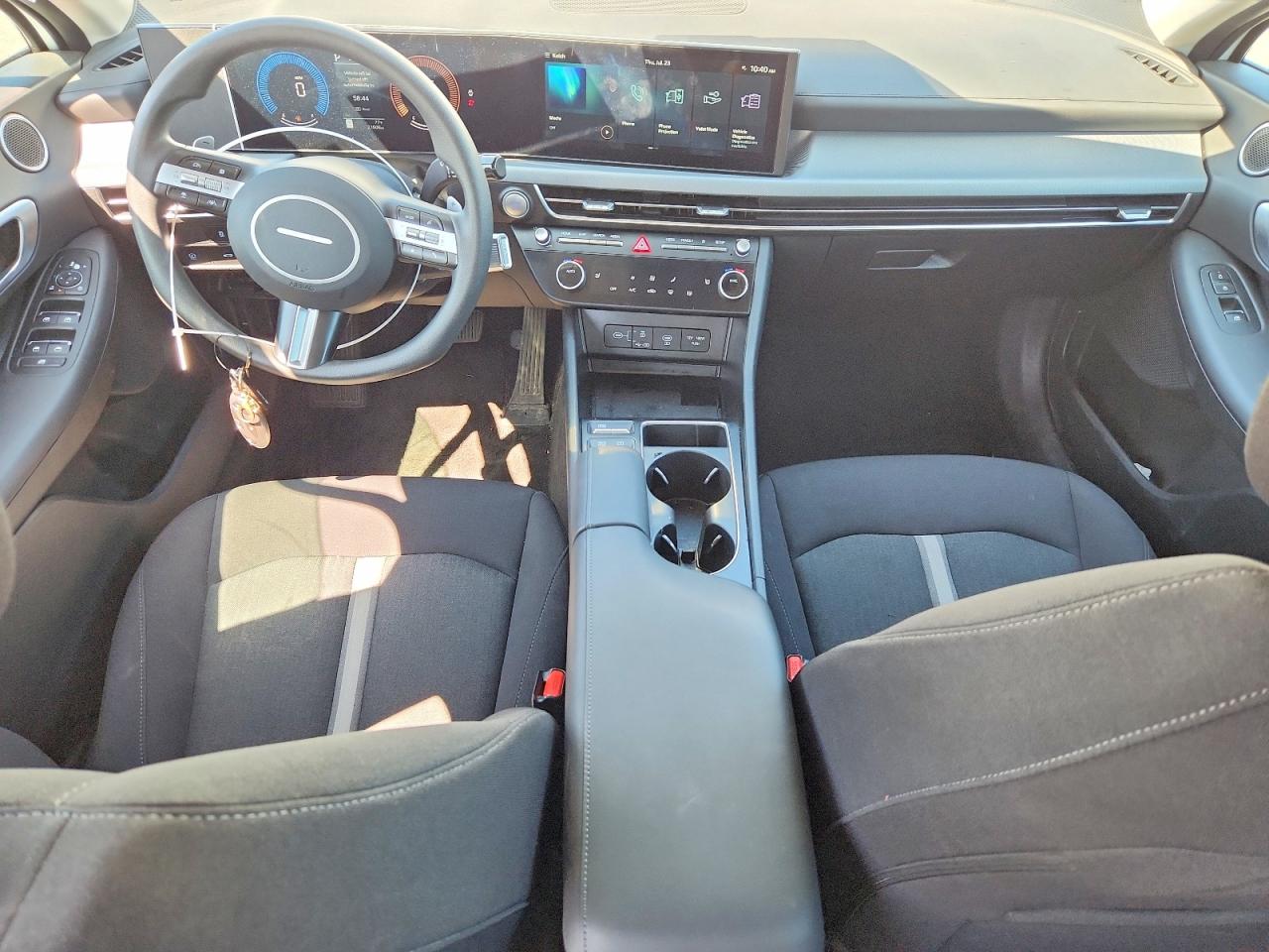 2025 HYUNDAI SONATA