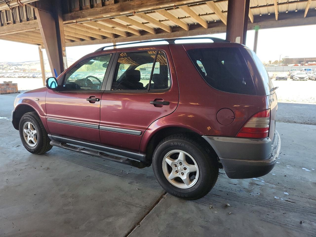 1998 MERCEDES-BENZ M-CLASS