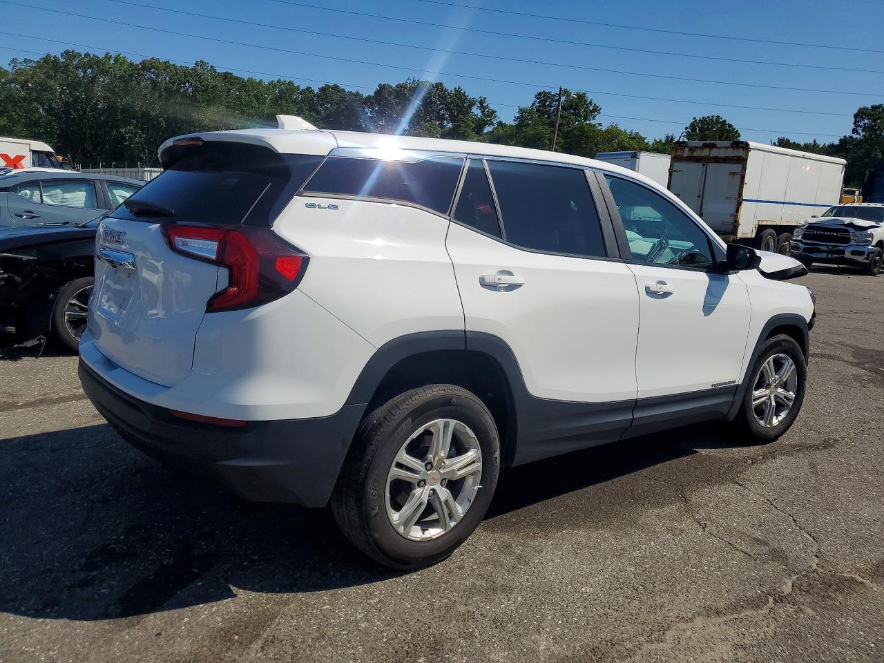 2024 GMC TERRAIN