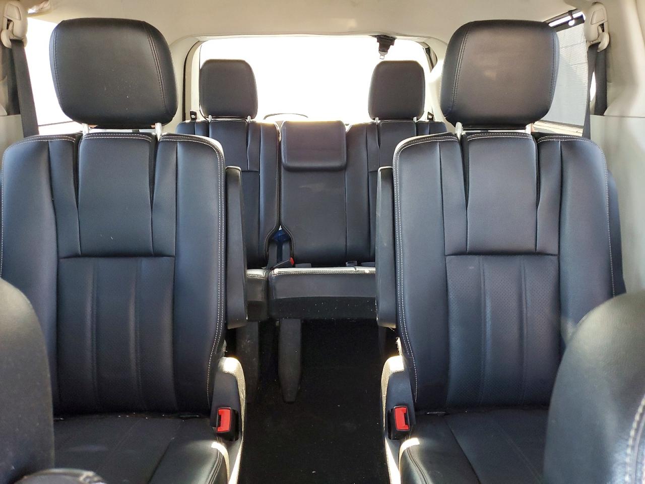 2014 CHRYSLER MINIVAN
