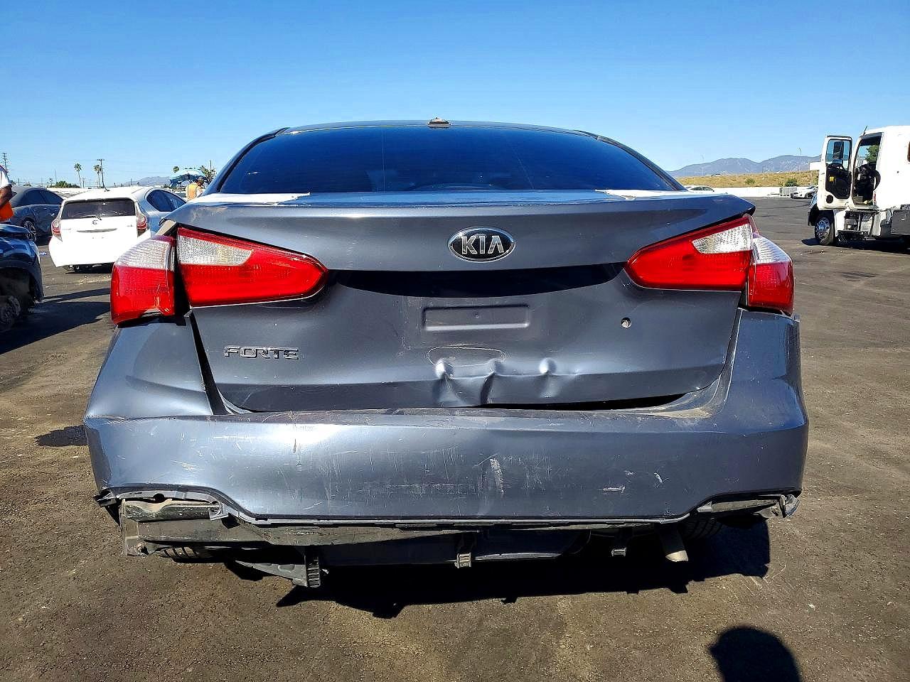 2014 KIA FORTE