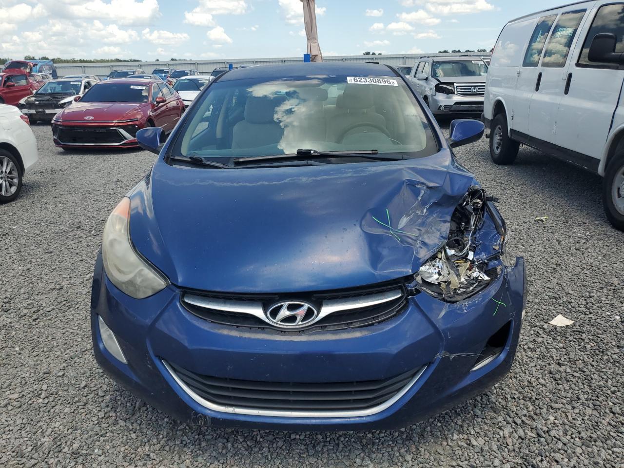 2013 HYUNDAI ELANTRA