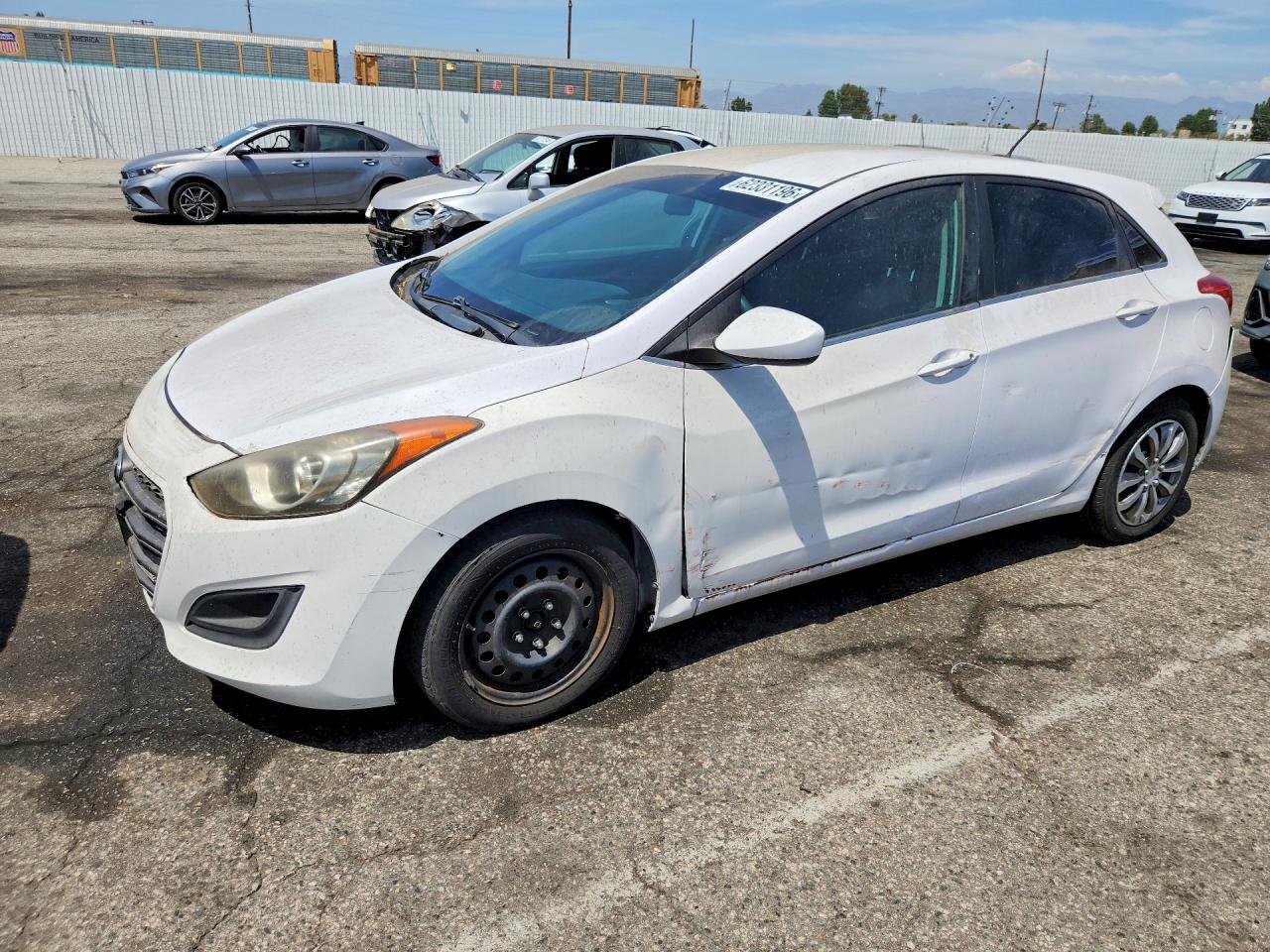 2016 HYUNDAI ELANTRA