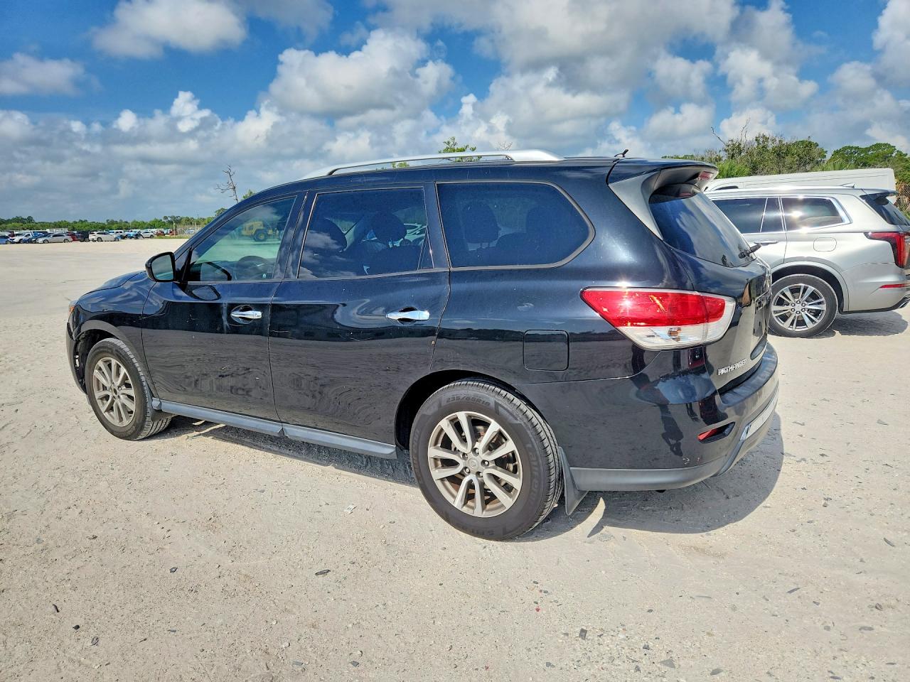 2015 NISSAN PATHFINDER
