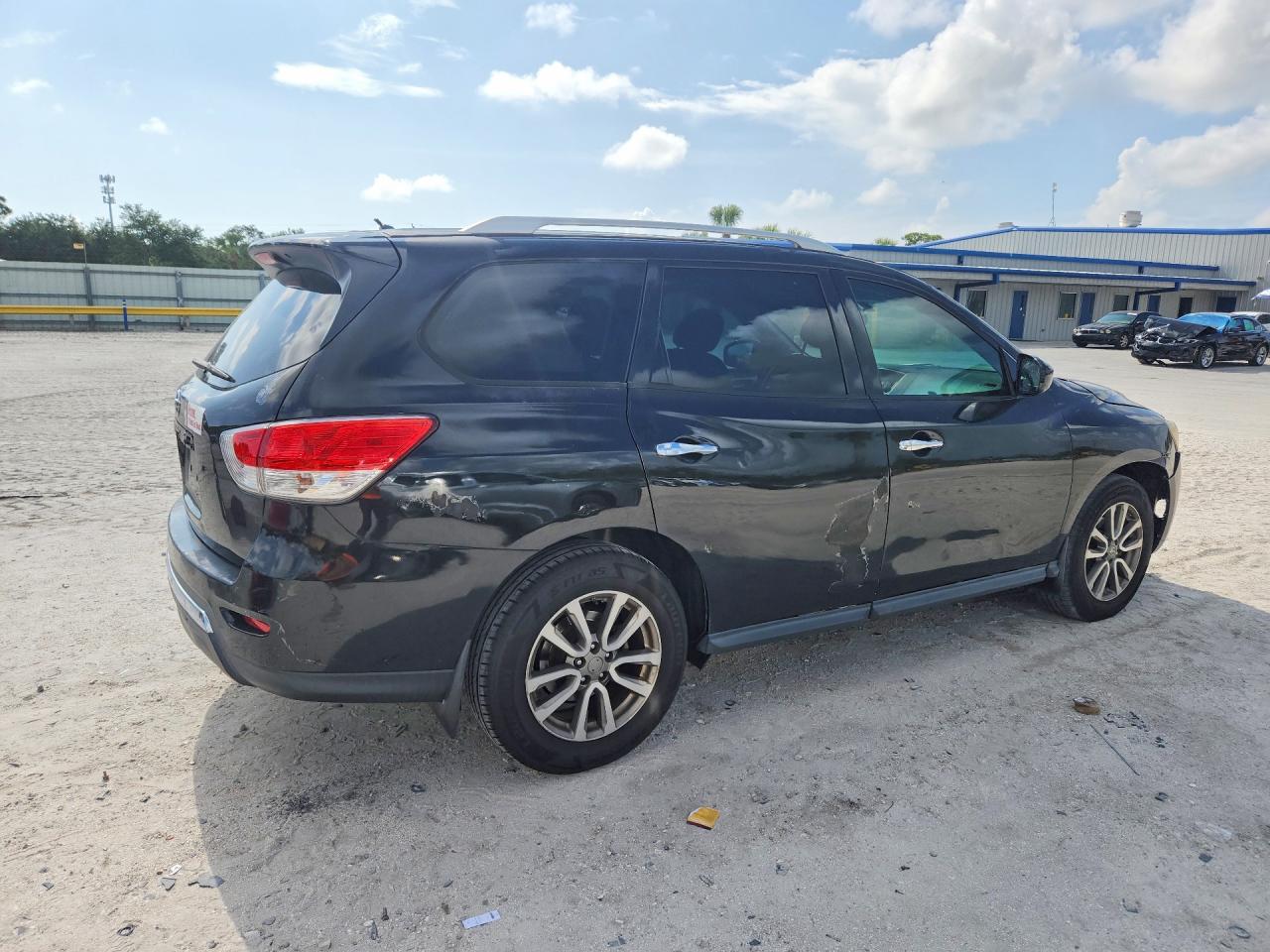 2015 NISSAN PATHFINDER