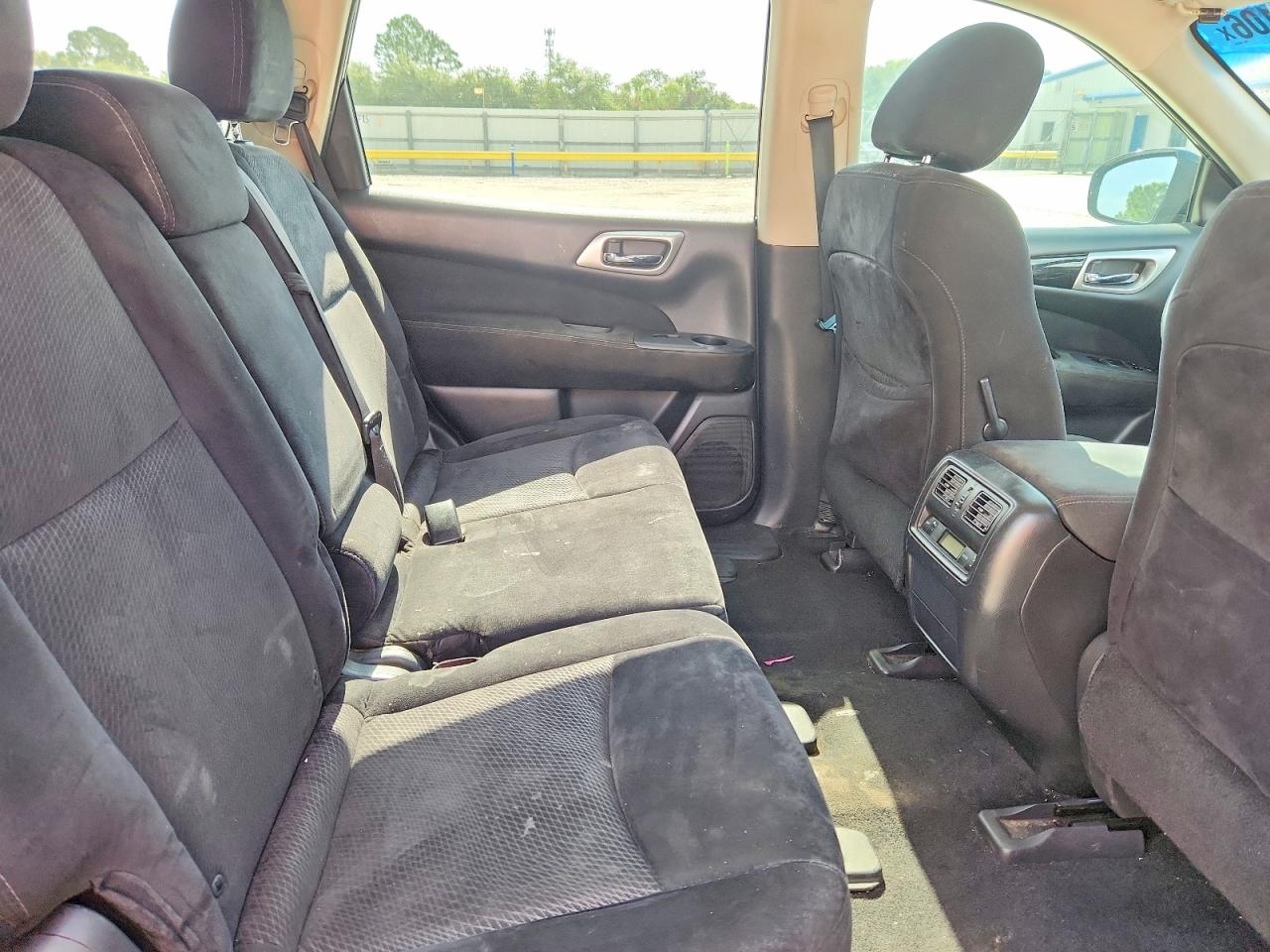 2015 NISSAN PATHFINDER
