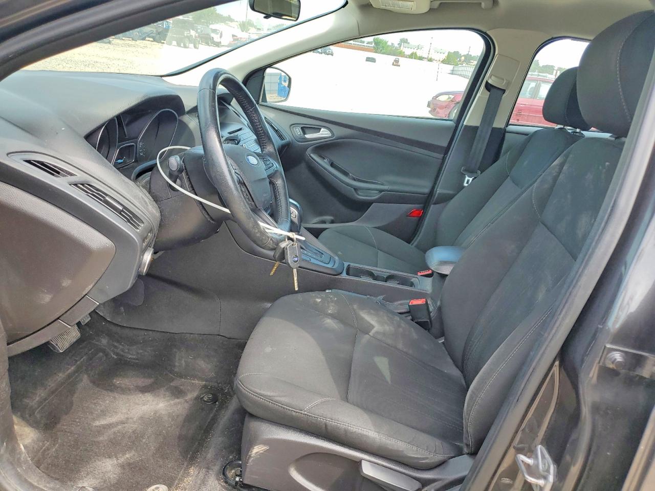 2016 FORD FOCUS