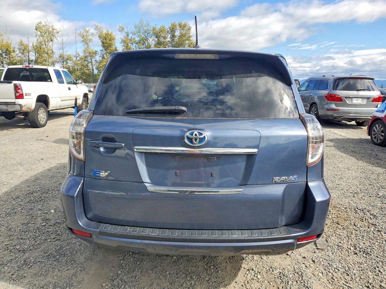 2014 TOYOTA RAV4