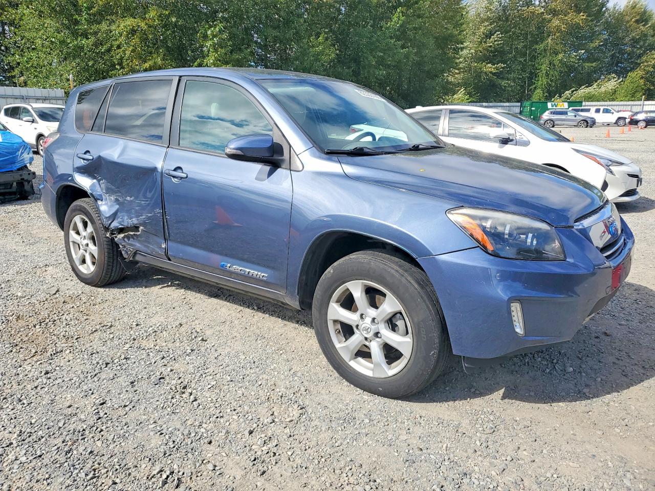 2014 TOYOTA RAV4
