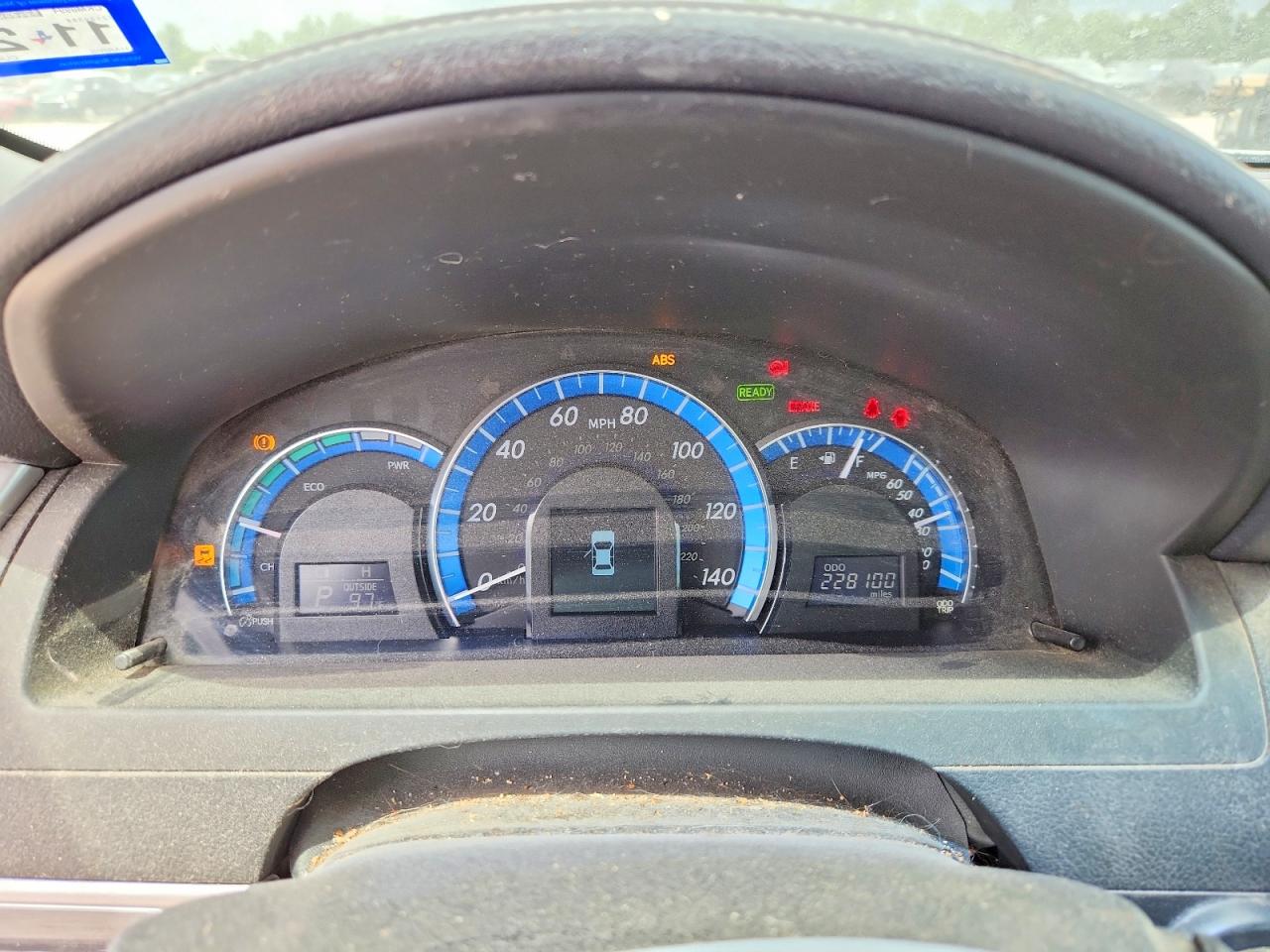 2012 TOYOTA CAMRY SOLA