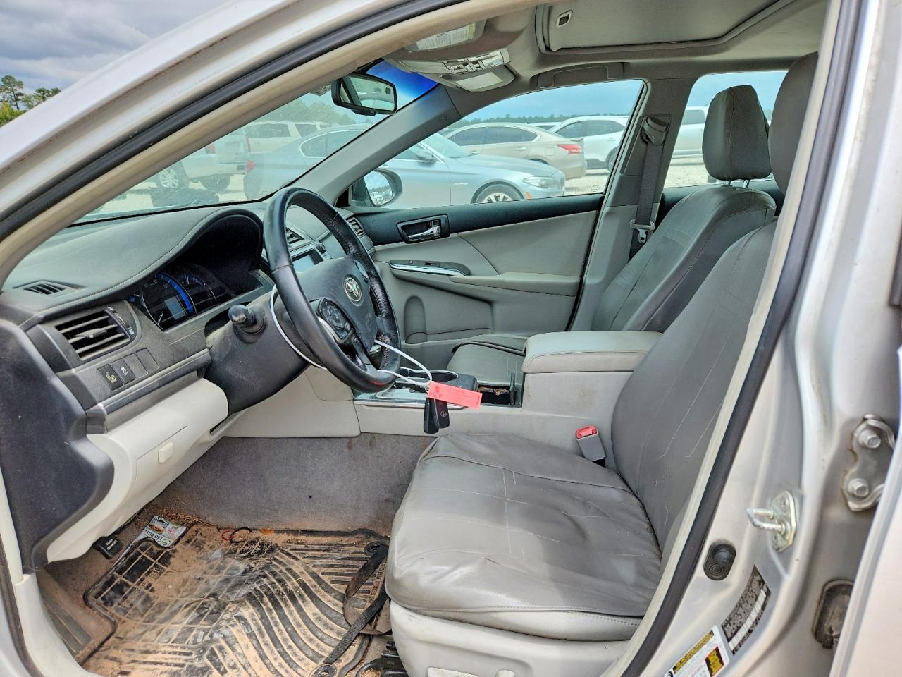 2012 TOYOTA CAMRY SOLA