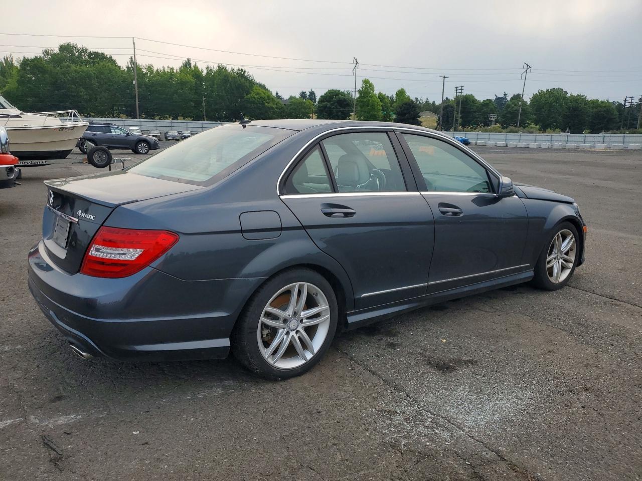 2014 MERCEDES-BENZ C-CLASS