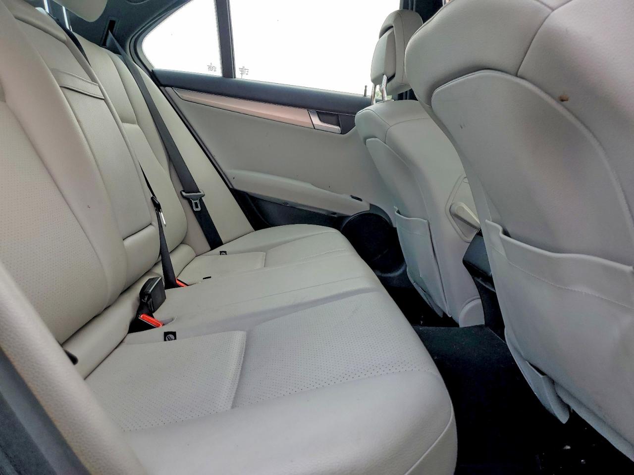 2014 MERCEDES-BENZ C-CLASS