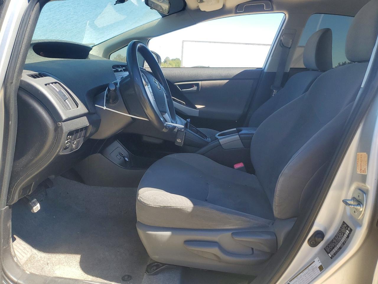 2013 TOYOTA PRIUS