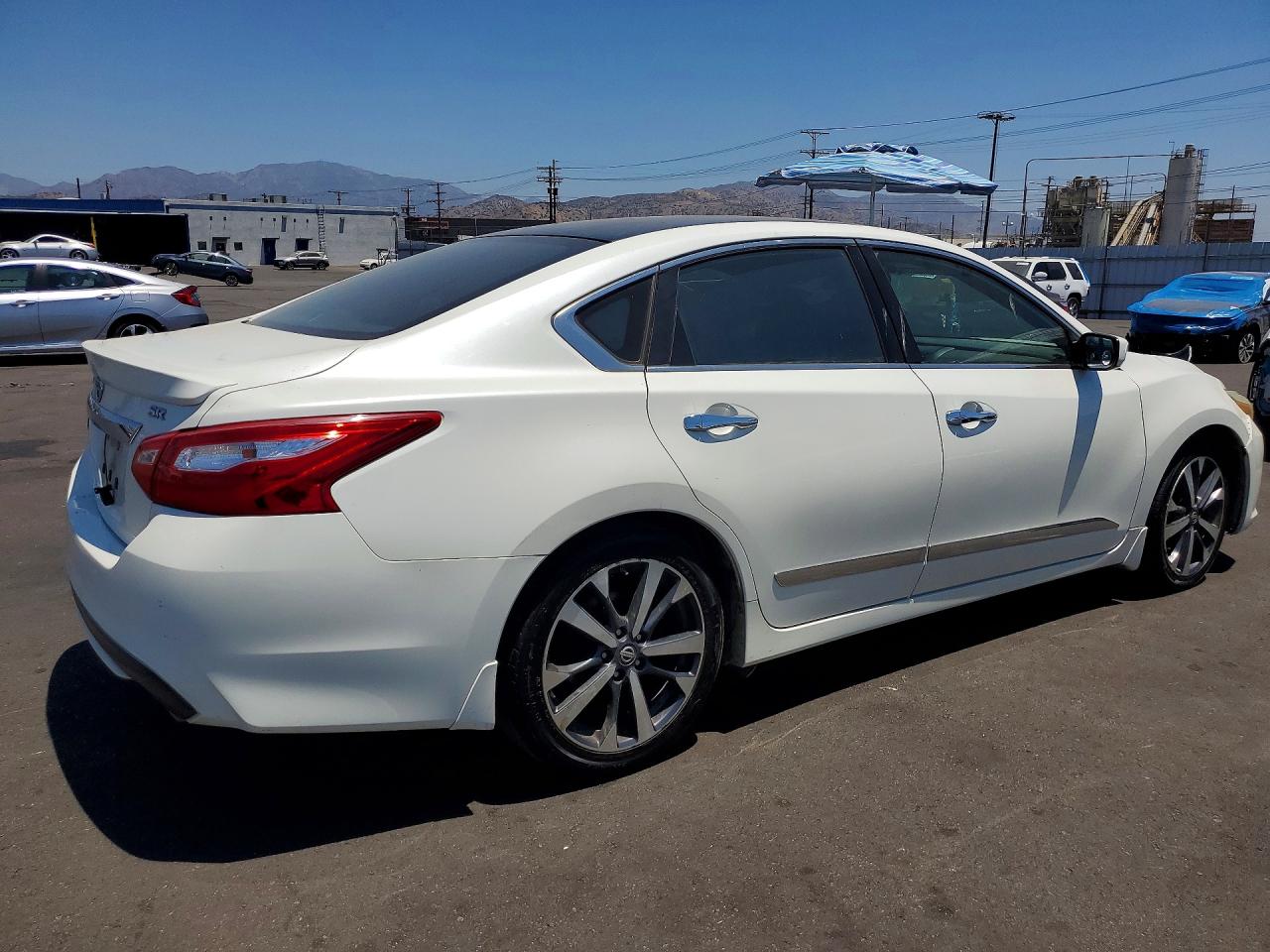 2016 NISSAN ALTIMA
